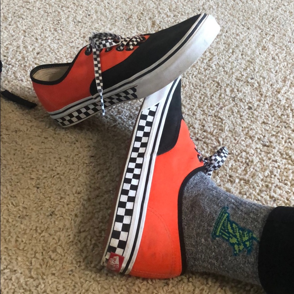 Men’s custom vans